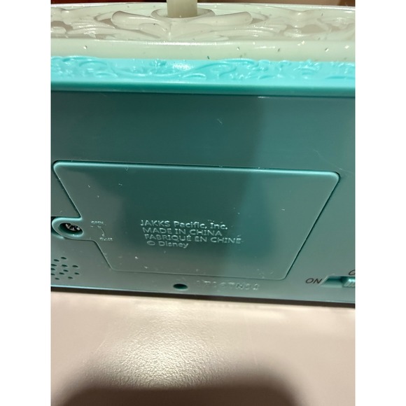 Disney Frozen Young Elsa Anna Olaf Musical Jewelry Box Jakks Pacific Teal - Picture 7 of 10
